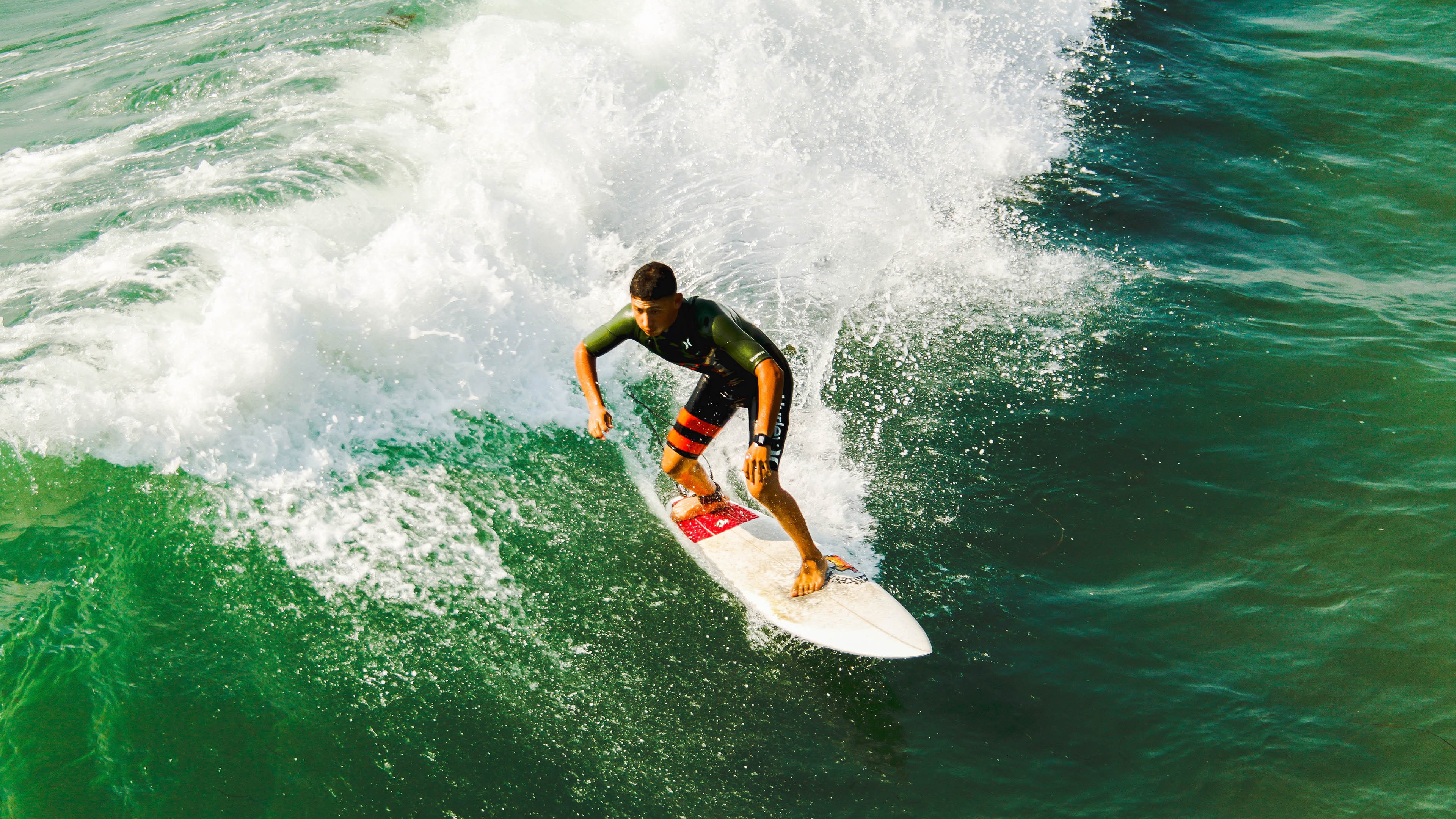 关键先生浓眉主宰末节 湖人爵士险胜篮网